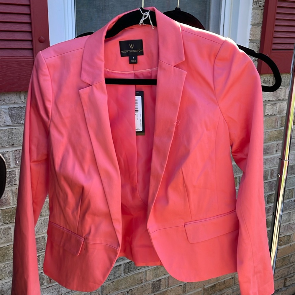 Worthington size 4
